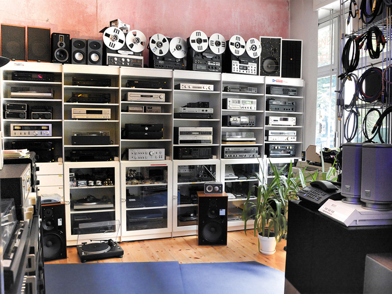 Secondhand HiFi - Stereo Berlin<br><em>… die analoge Soundwelt!</em>