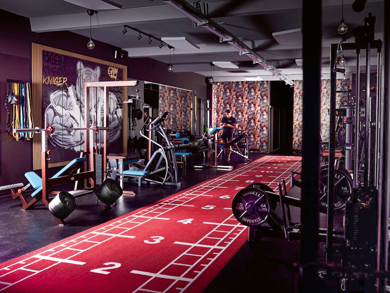 KNIGER PERFORMANCE CLUB<br>HYROX Performance Center