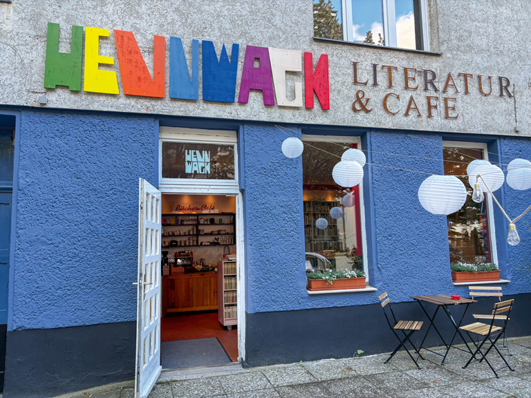 HENNWACK | Literatur & Café